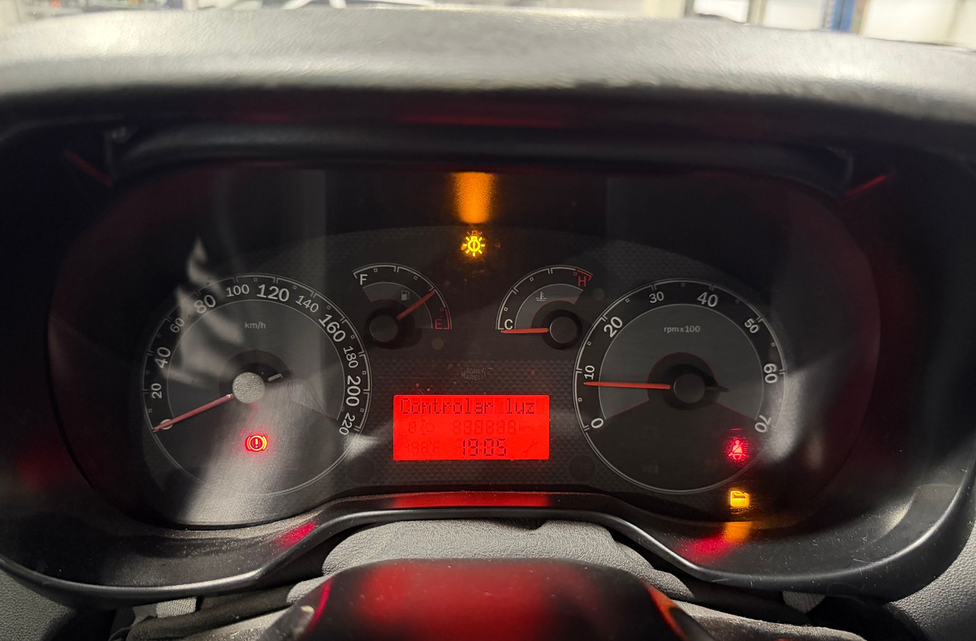 Fiat Linea 1.3 MultiJet 16v Dynamic - foto 19