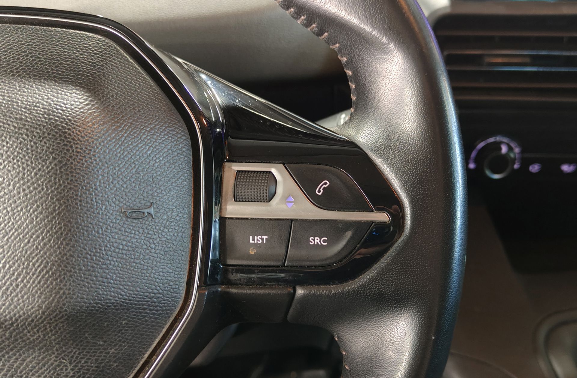 Peugeot Rifter BlueHDi 130 Active Standard - foto 22