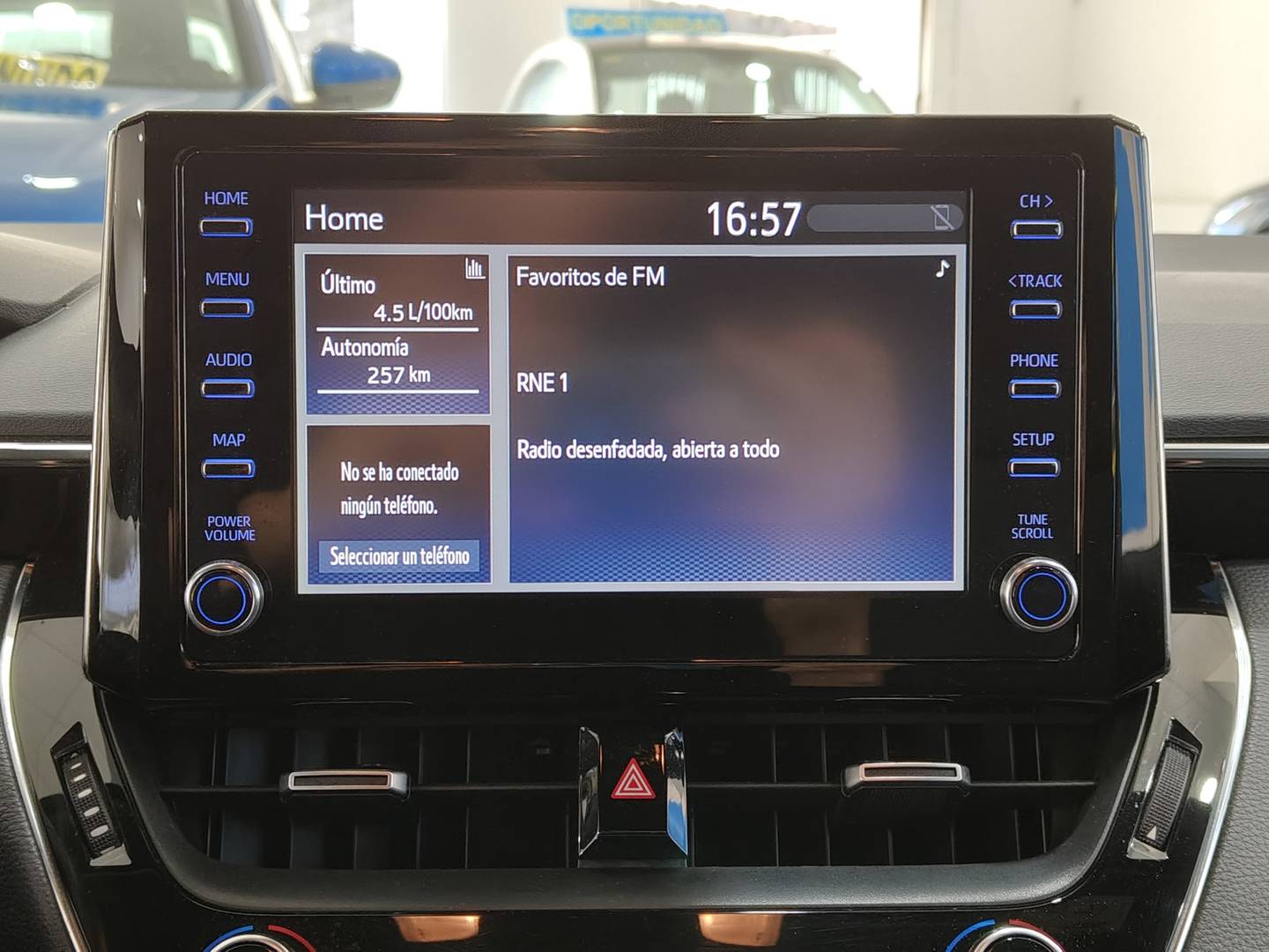 Foto Toyota Corolla Toyota Corolla 1.8 125 Híbrido Active Tech E-CVT (122 CV)