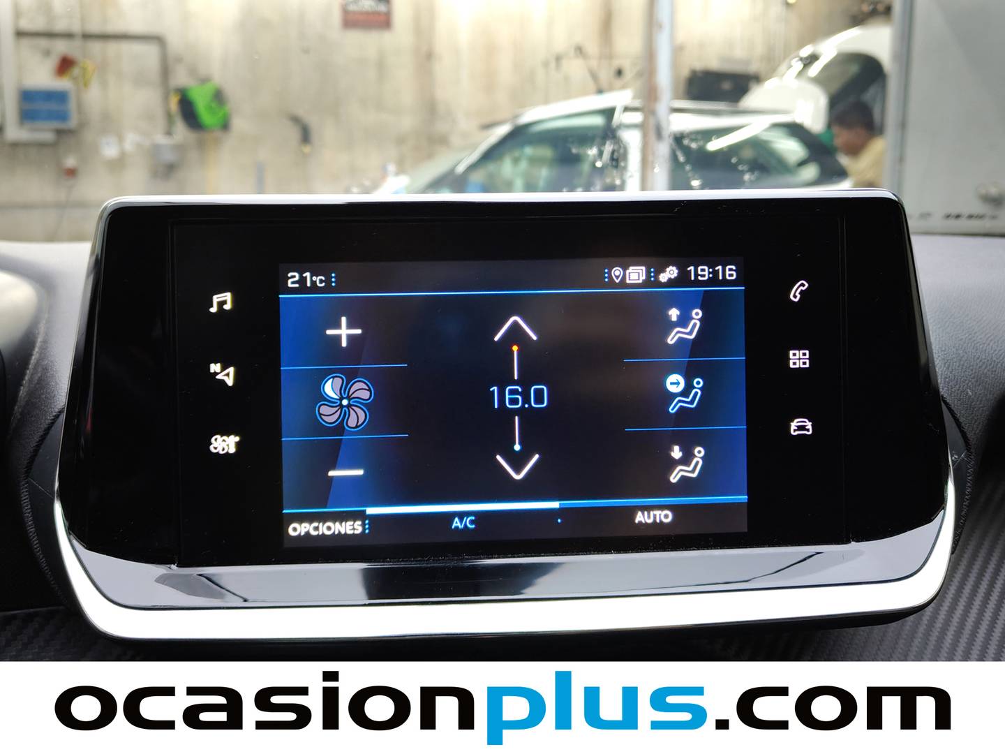 Foto Peugeot 2008 Peugeot 2008 PureTech 100 S&S Allure Pack  (100 CV)