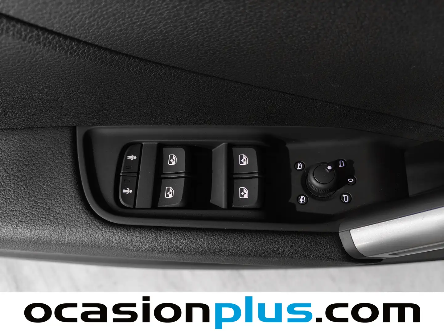 Foto Audi Q2 Audi Q2 Advanced 30 TDI (116 CV) S tronic