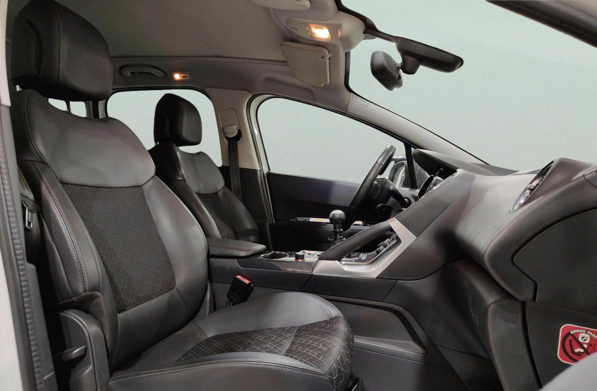 Peugeot 3008 1.2 PureTech Allure - foto 19