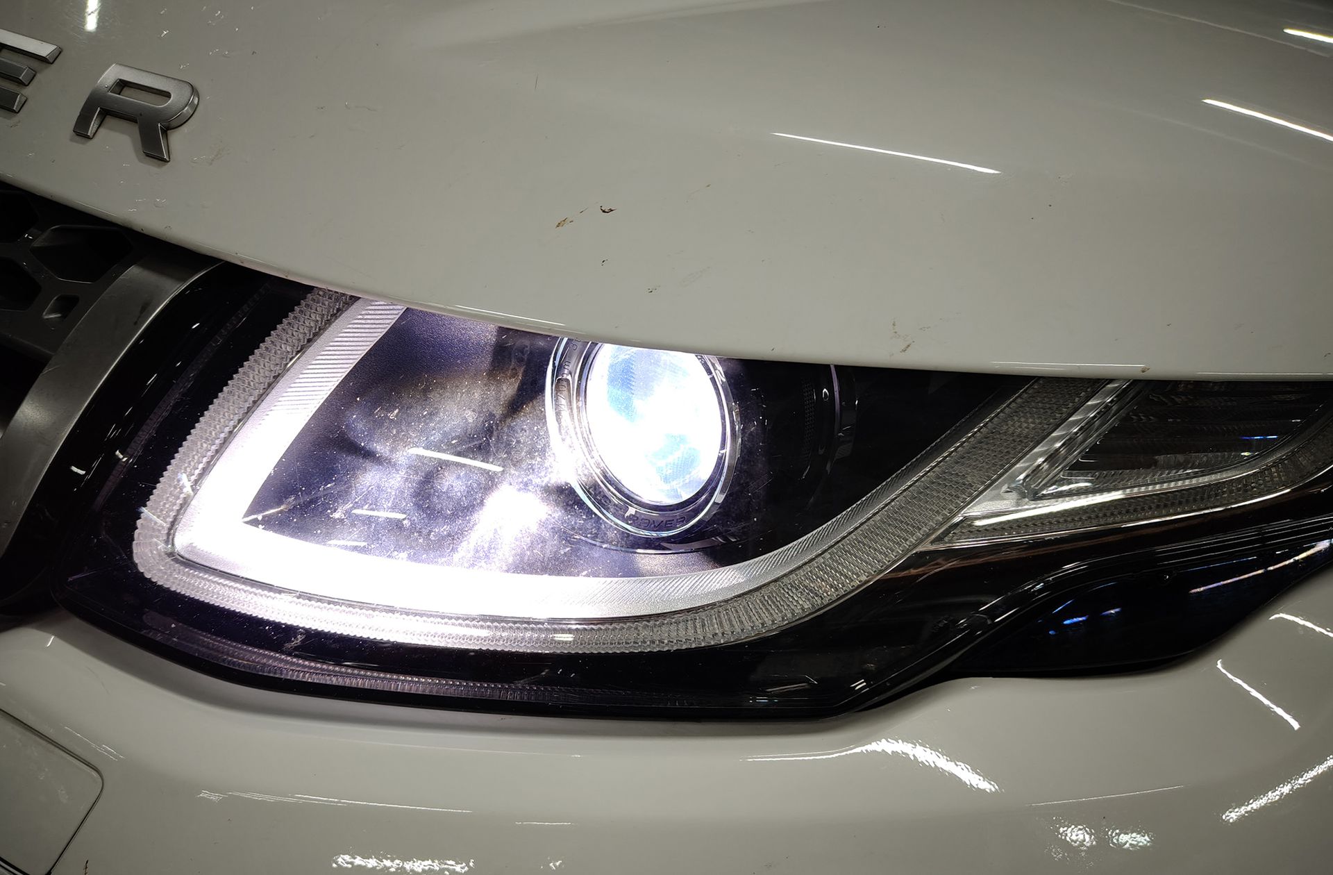 Land Rover Range Rover Evoque 2.0L TD4 SE 4x4 - foto 16