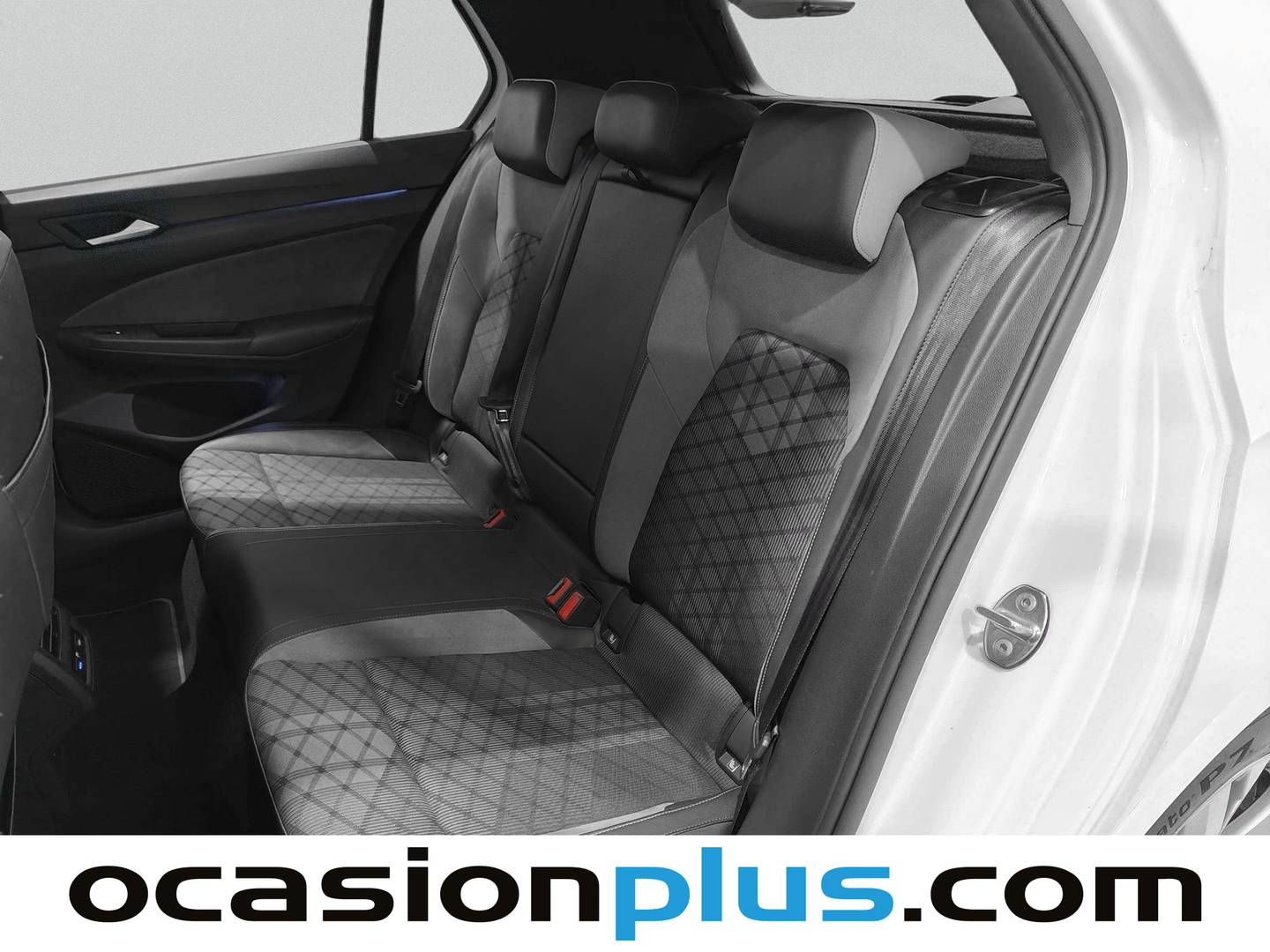 Foto asientos traseros Volkswagen Golf Volkswagen Golf R-Line 1.5 eTSI (150 CV) DSG