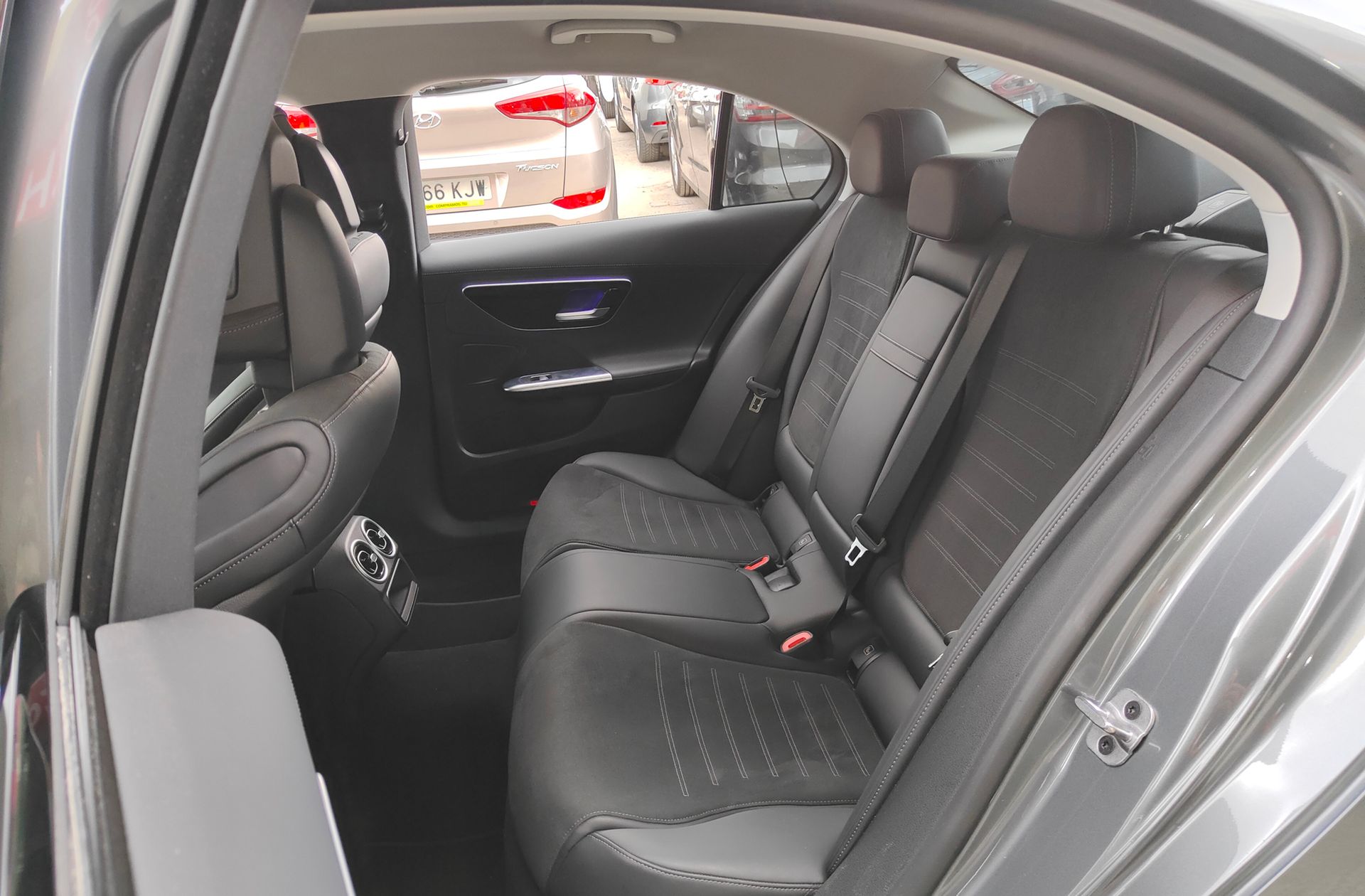 Mercedes-Benz Clase C 220 d Pack AMG - foto 13