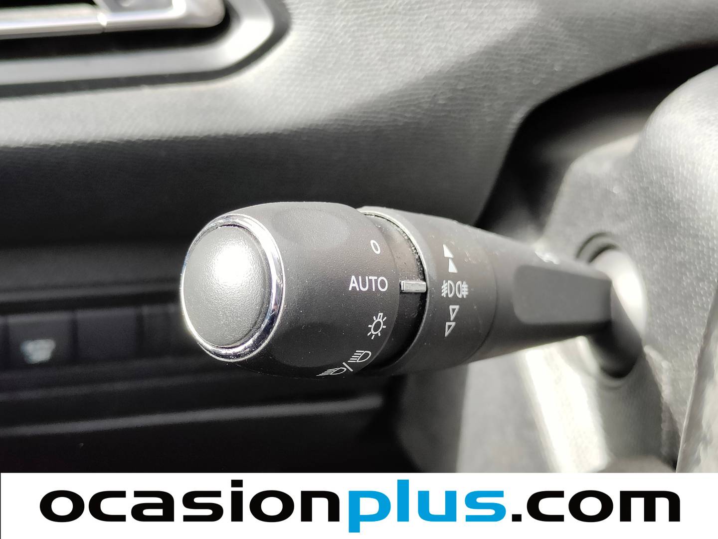 Equipamiento del Peugeot 308 Peugeot 308 PureTech 110 S&S Style (110 CV)