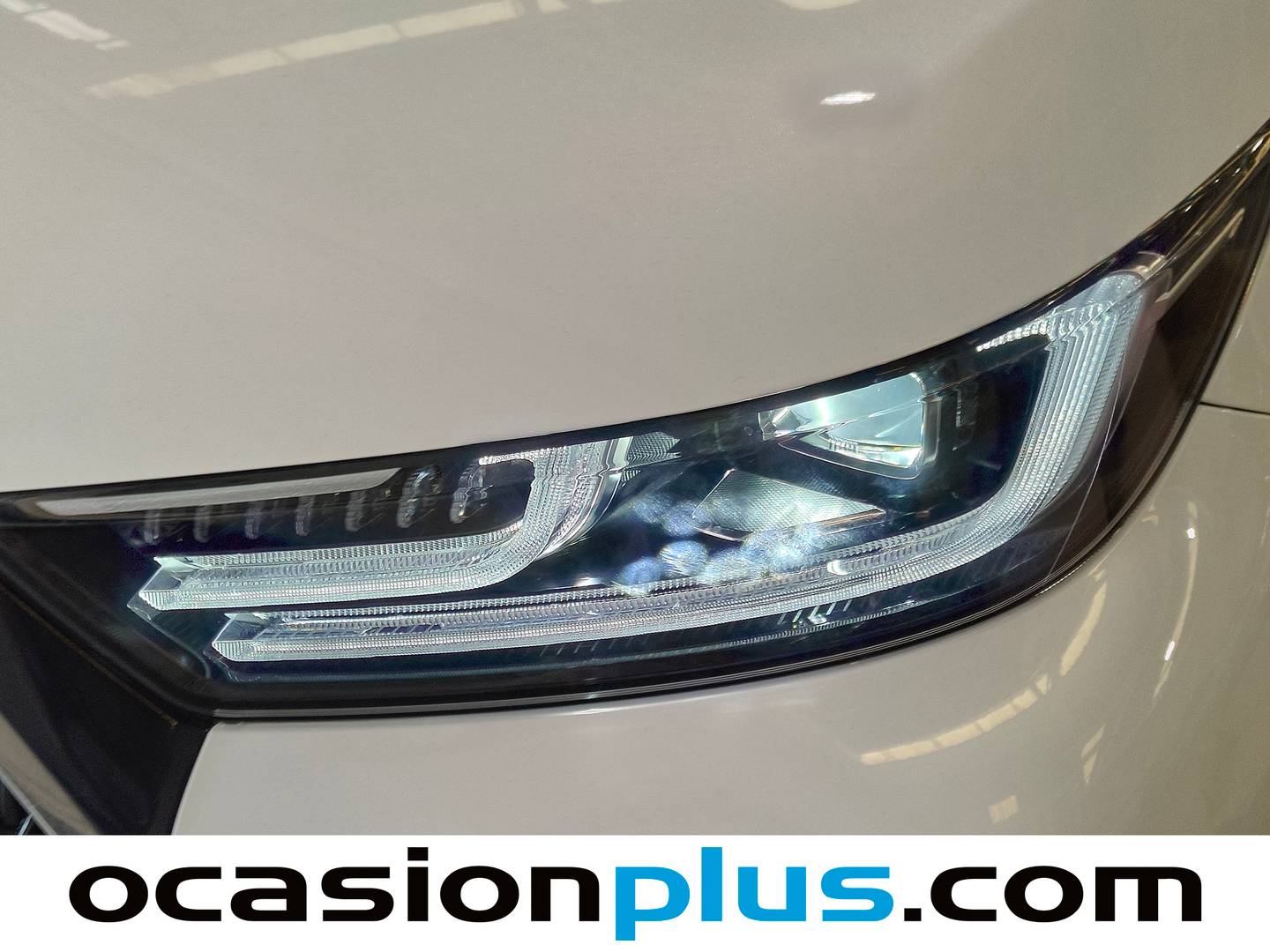 Paquetes del EBRO S700 EBRO S700 1.6 TGDI Luxury 7 DCT (147 CV)