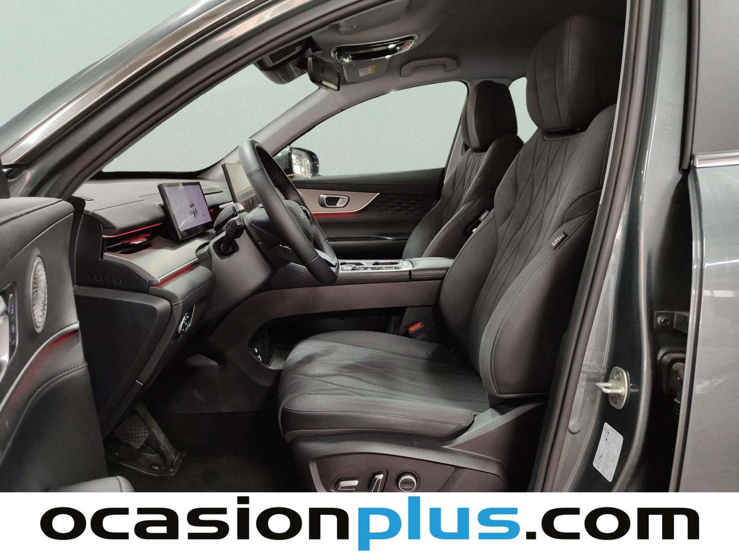 Foto asientos delanteros EBRO S800 EBRO S800 1.6 TGDI Premium DCT (147 CV) 7 Plazas