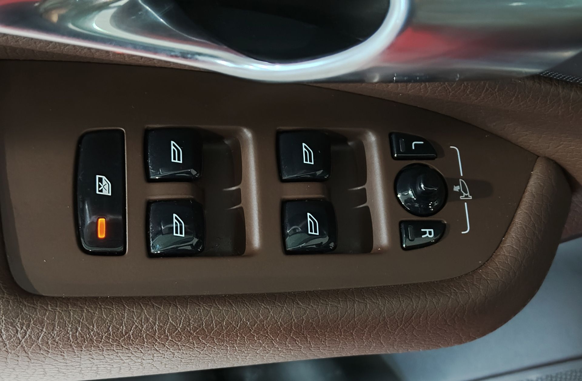 Volvo XC90 B5 G Momentum Pro AWD 7 plazas - foto 33