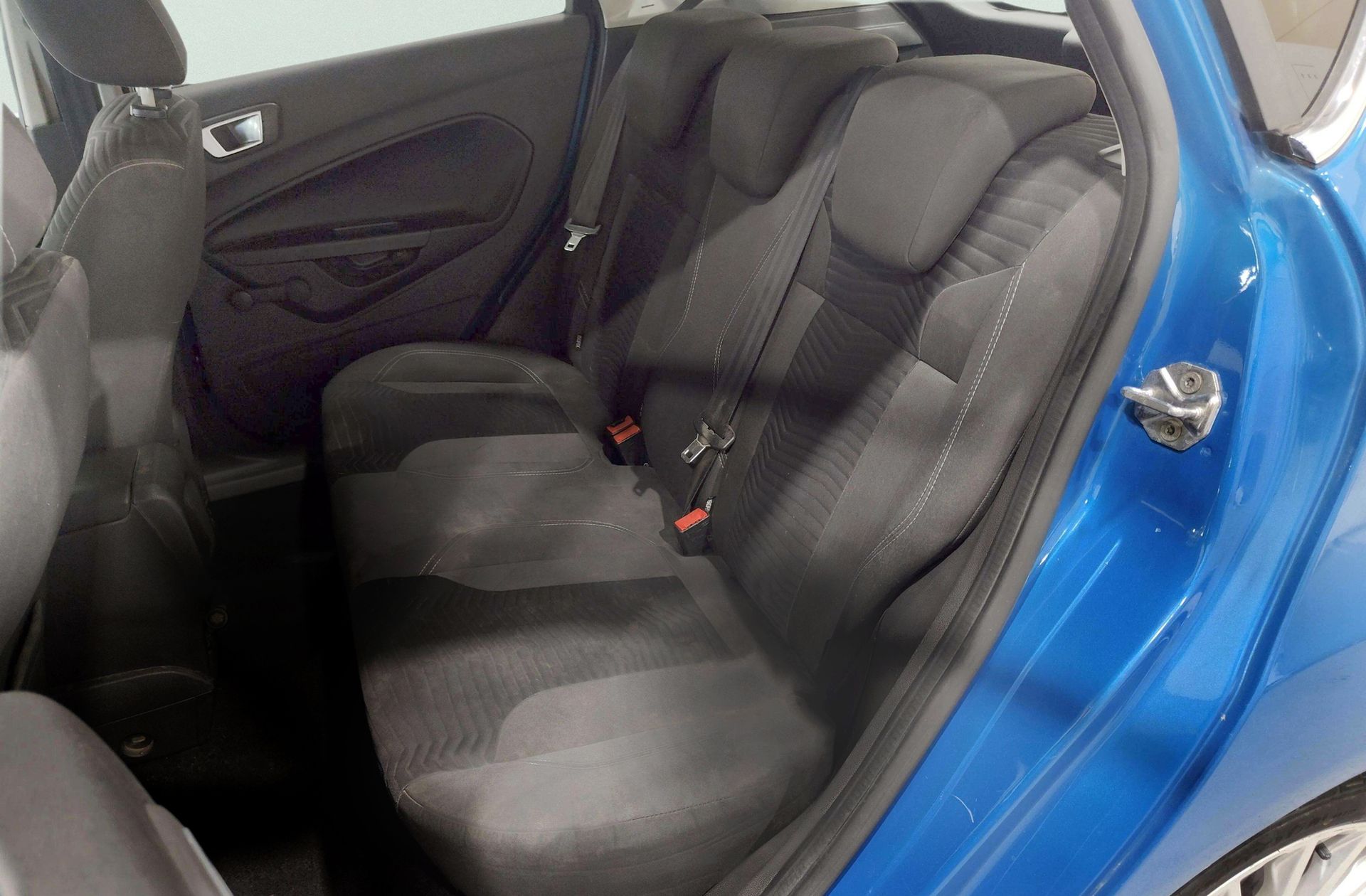 Ford Fiesta 1.0 EcoBoost Titanium - foto 9