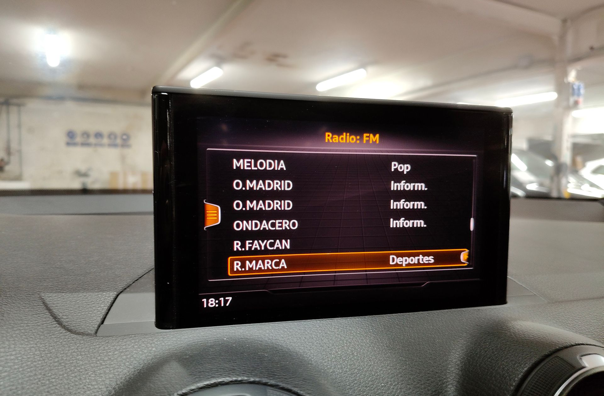 Audi Q2 Sport Edition 2.0 TDI quattro S tronic Pack S-Line - foto 40