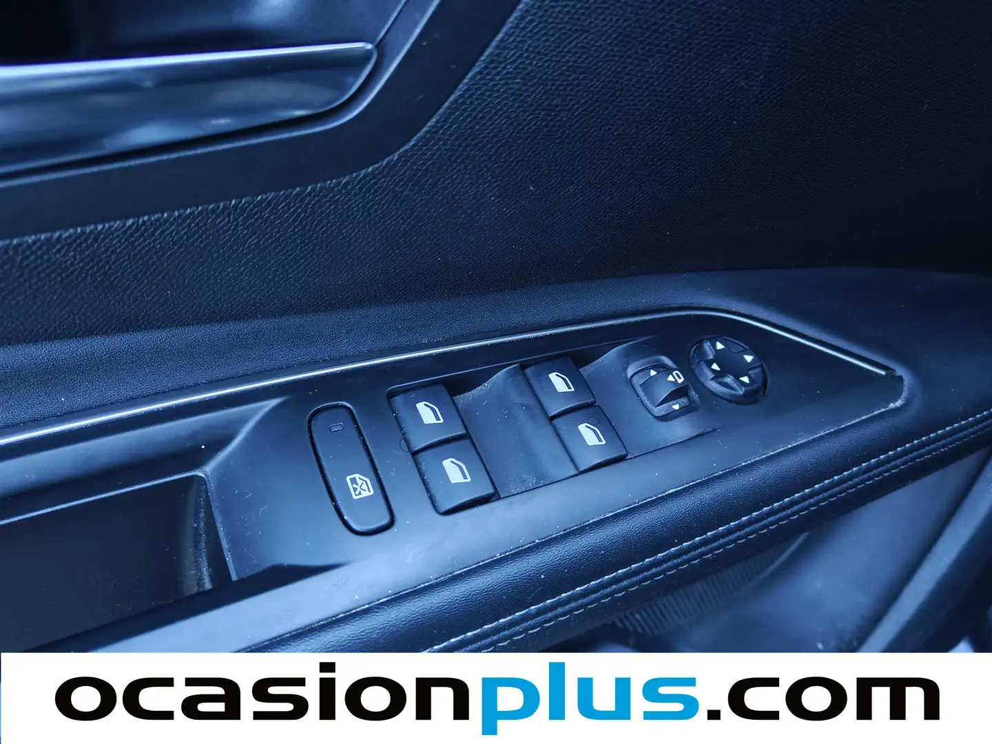 Foto Peugeot 5008 Peugeot 5008 BlueHDi 130 S&S Allure  (130 CV)