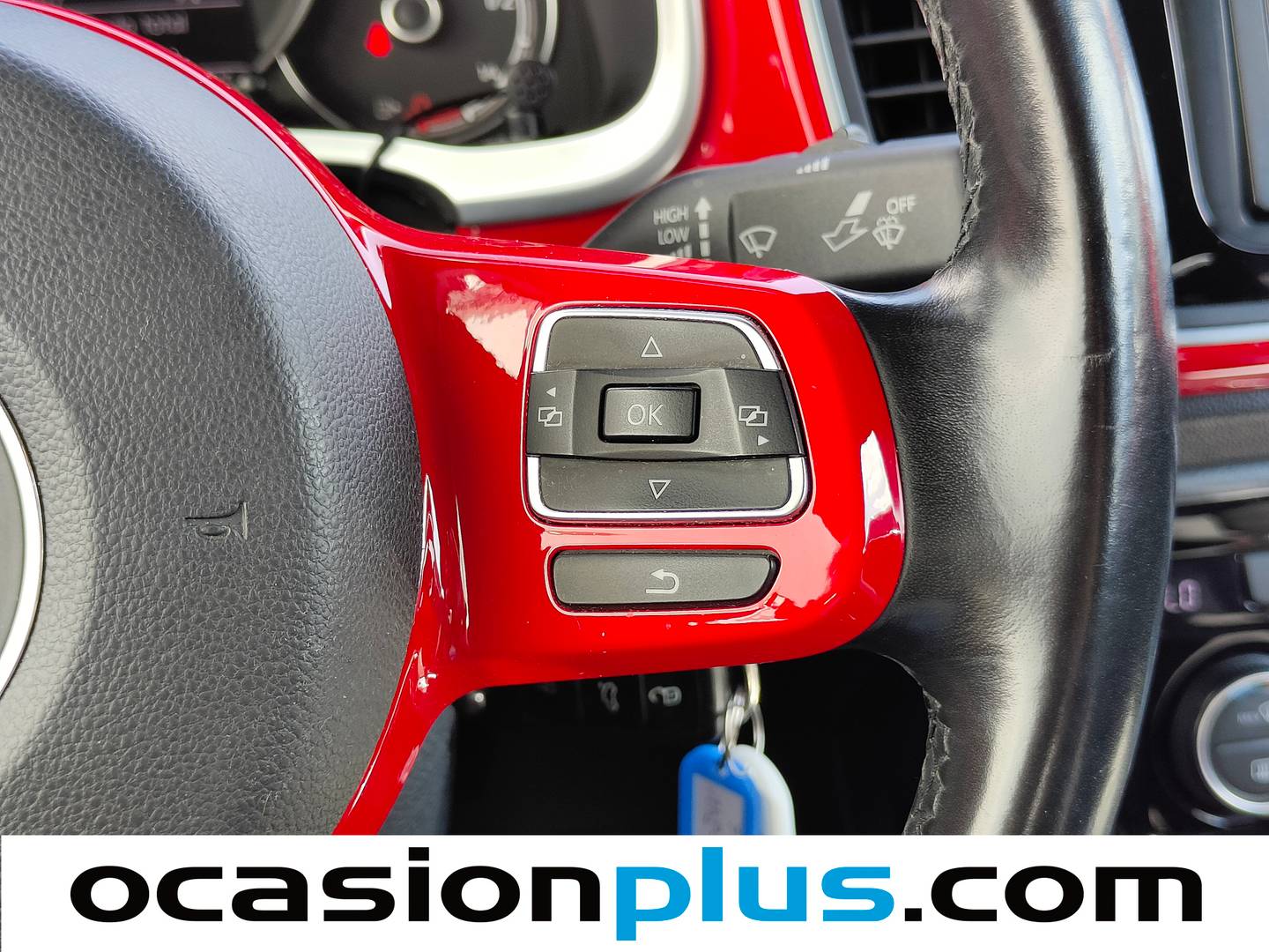 Volkswagen Beetle Cabrio Volkswagen Beetle Cabrio Design 2.0 TDI BMT (110 CV) seminuevo