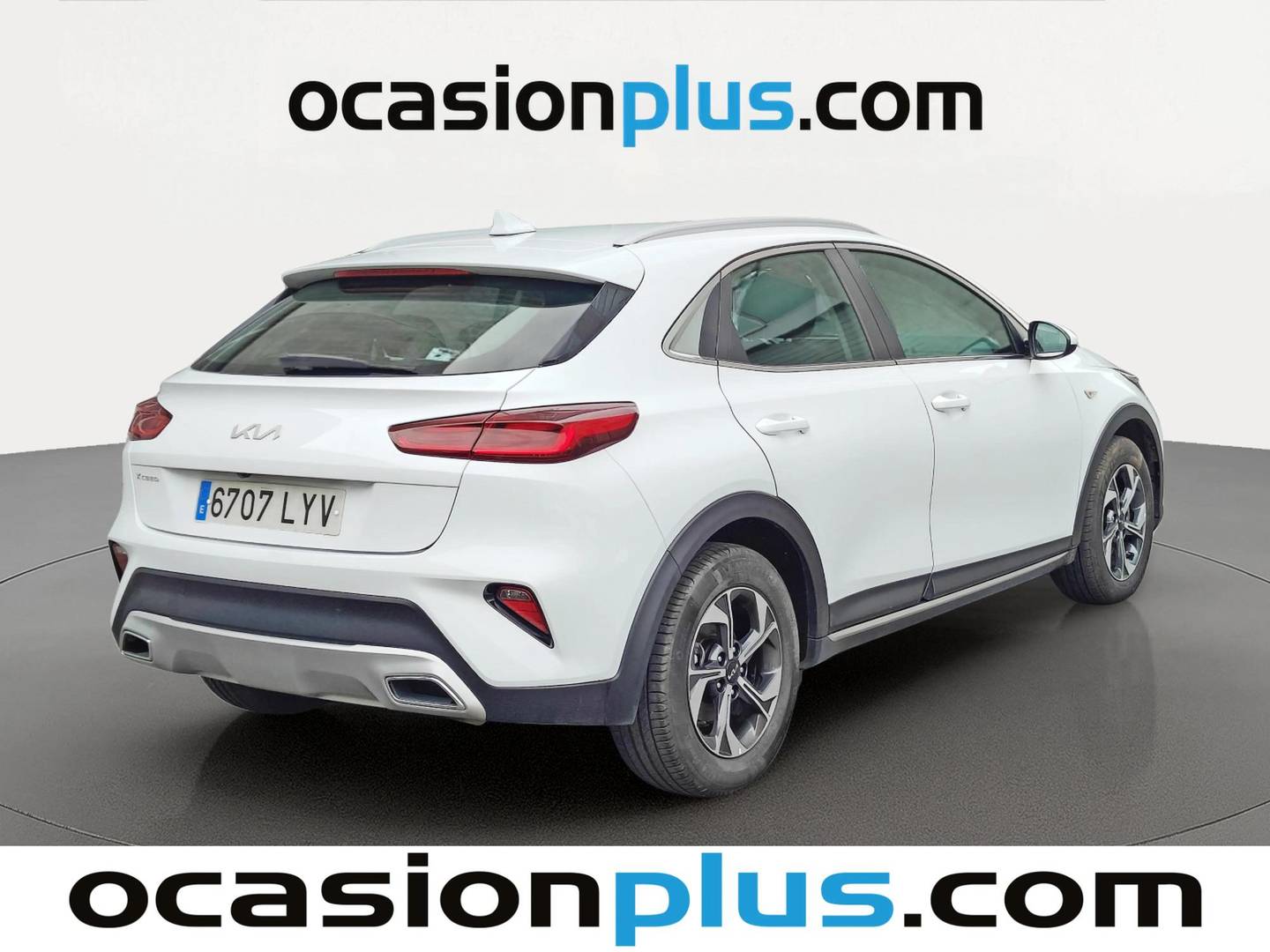 Foto trasera KIA XCeed KIA XCeed 1.0 T-GDi Drive (120 CV) derecha