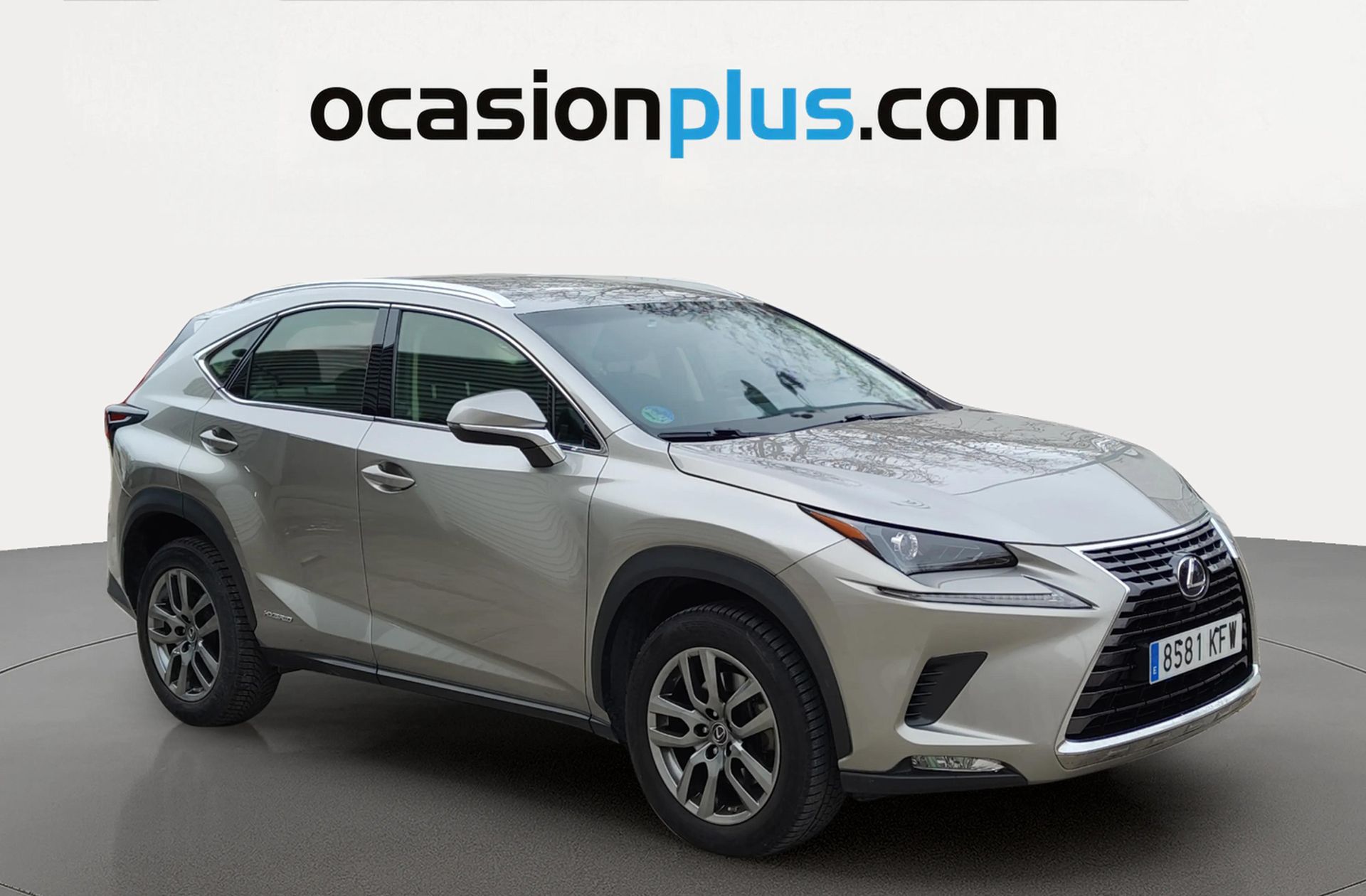 Lexus NX 300h Business Navigation 2WD - foto 2
