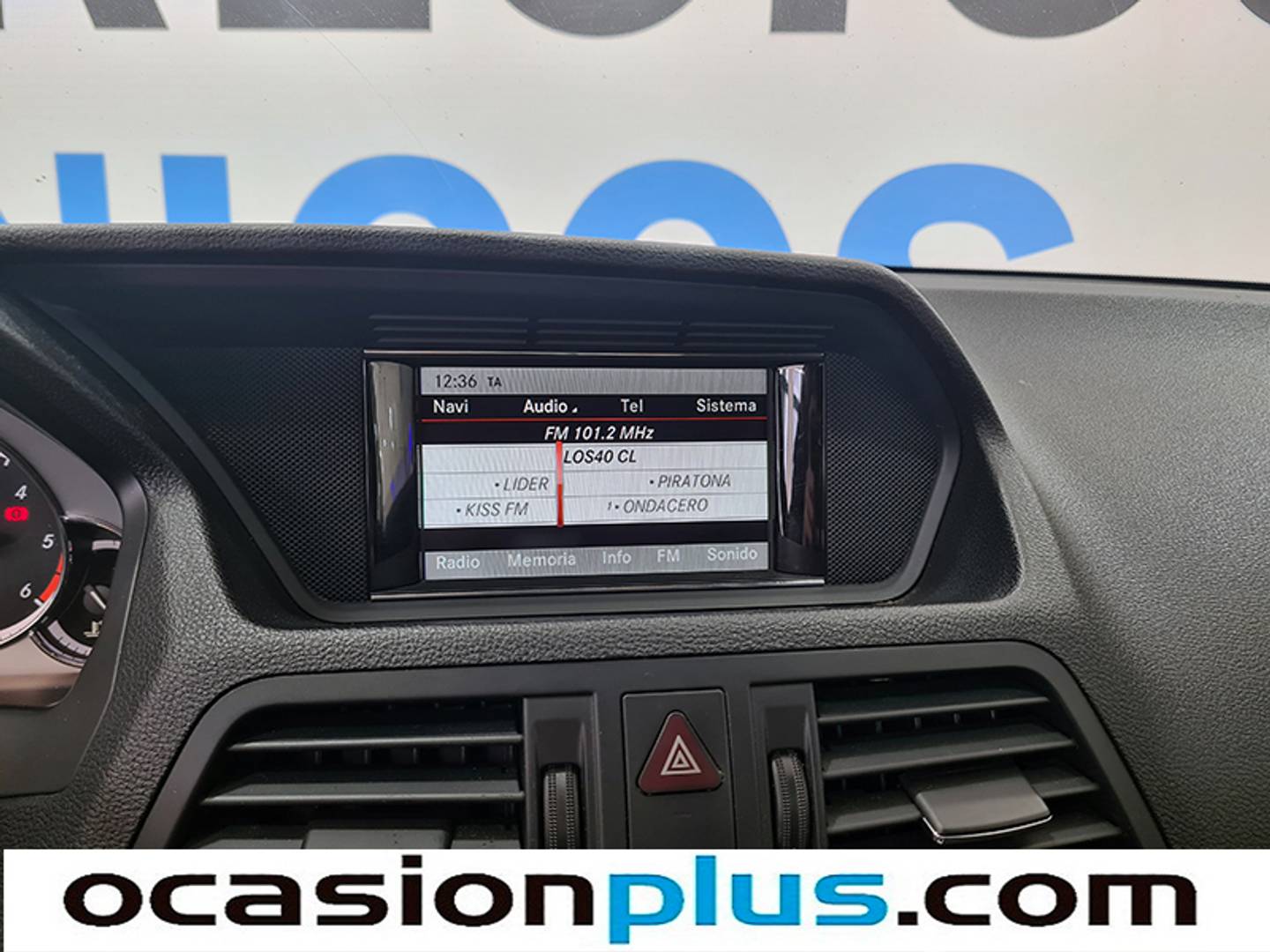 Foto Mercedes Clase E Mercedes-Benz Clase E E 220 CDI Coupe Blue Efficiency Avantgarde (163 CV)