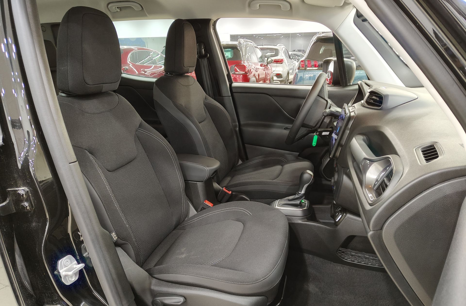 Jeep Renegade eHybrid 1.5 Limited ATX - foto 19