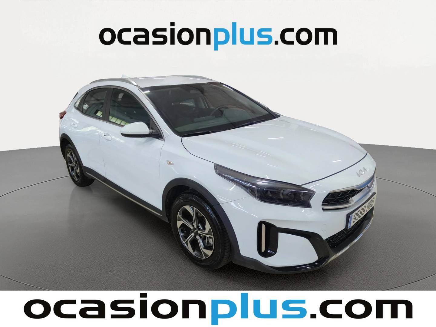 Foto delantera KIA XCeed KIA XCeed 1.0 T-GDi Drive (100 CV) derecha