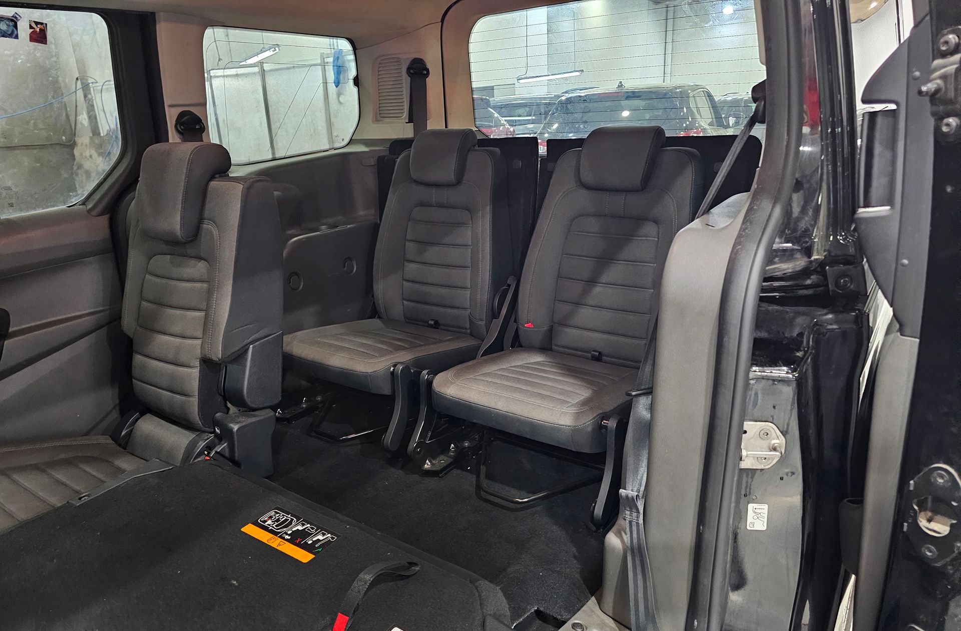 Ford Tourneo Connect 1.5 TDCi Titanium 7 plazas - foto 7