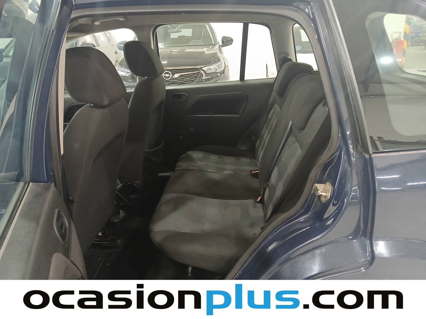 Foto asientos traseros Ford Fusion Ford Fusion 1.4 16v Ambiente (80 CV)
