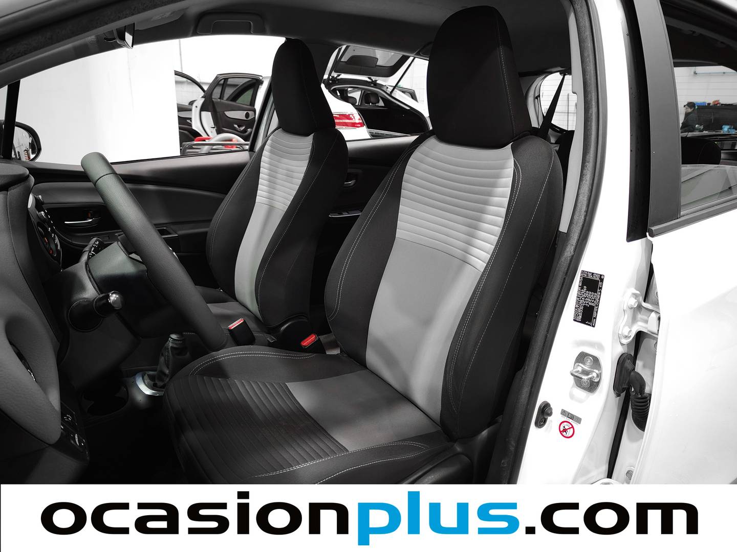 Foto Toyota Yaris Toyota Yaris 1.5 Active (111 CV)