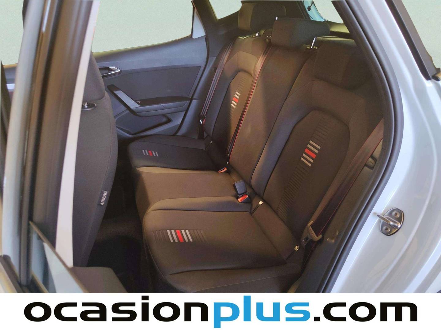 Foto asientos traseros Seat Arona Seat Arona 1.0 TSI Ecomotive FR Edition DSG (115 CV)