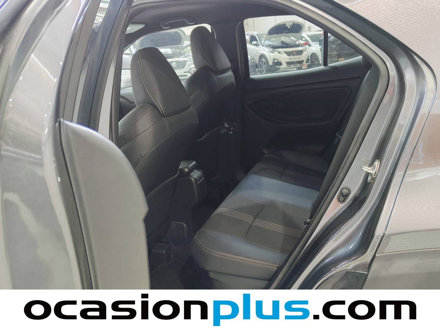 Foto asientos traseros Toyota Yaris Cross Toyota Yaris Cross 120H Adventure (116 CV)
