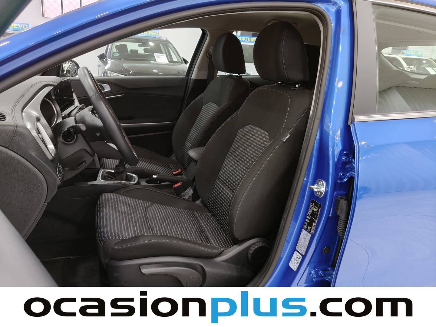 Foto asientos delanteros KIA XCeed KIA XCeed 1.0 T-GDi Drive (100 CV)