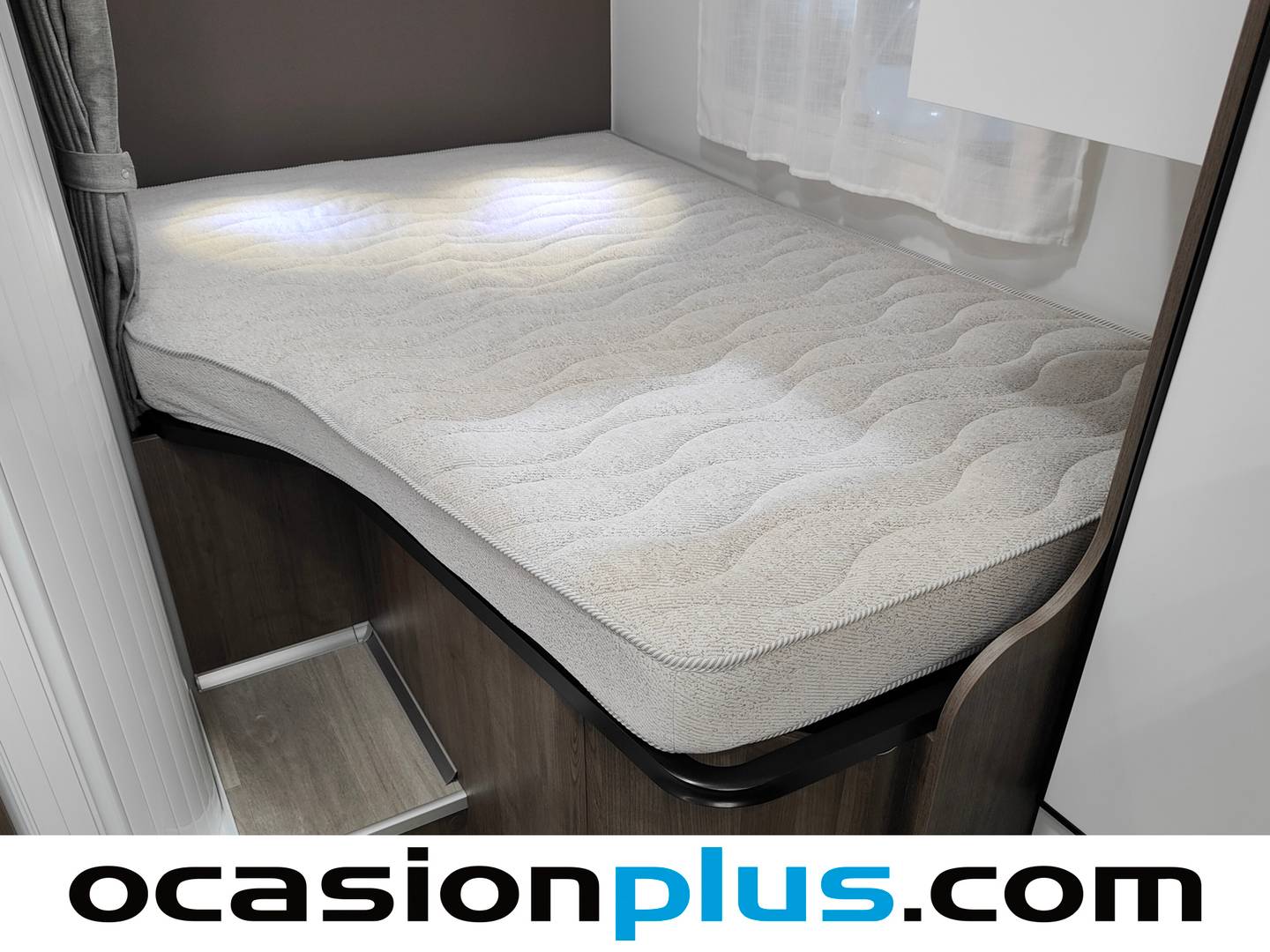 Foto Benimar BENIVAN Benimar BENIVAN BENIVAN TESSORO 430 (165 Cv) 4 Plazas