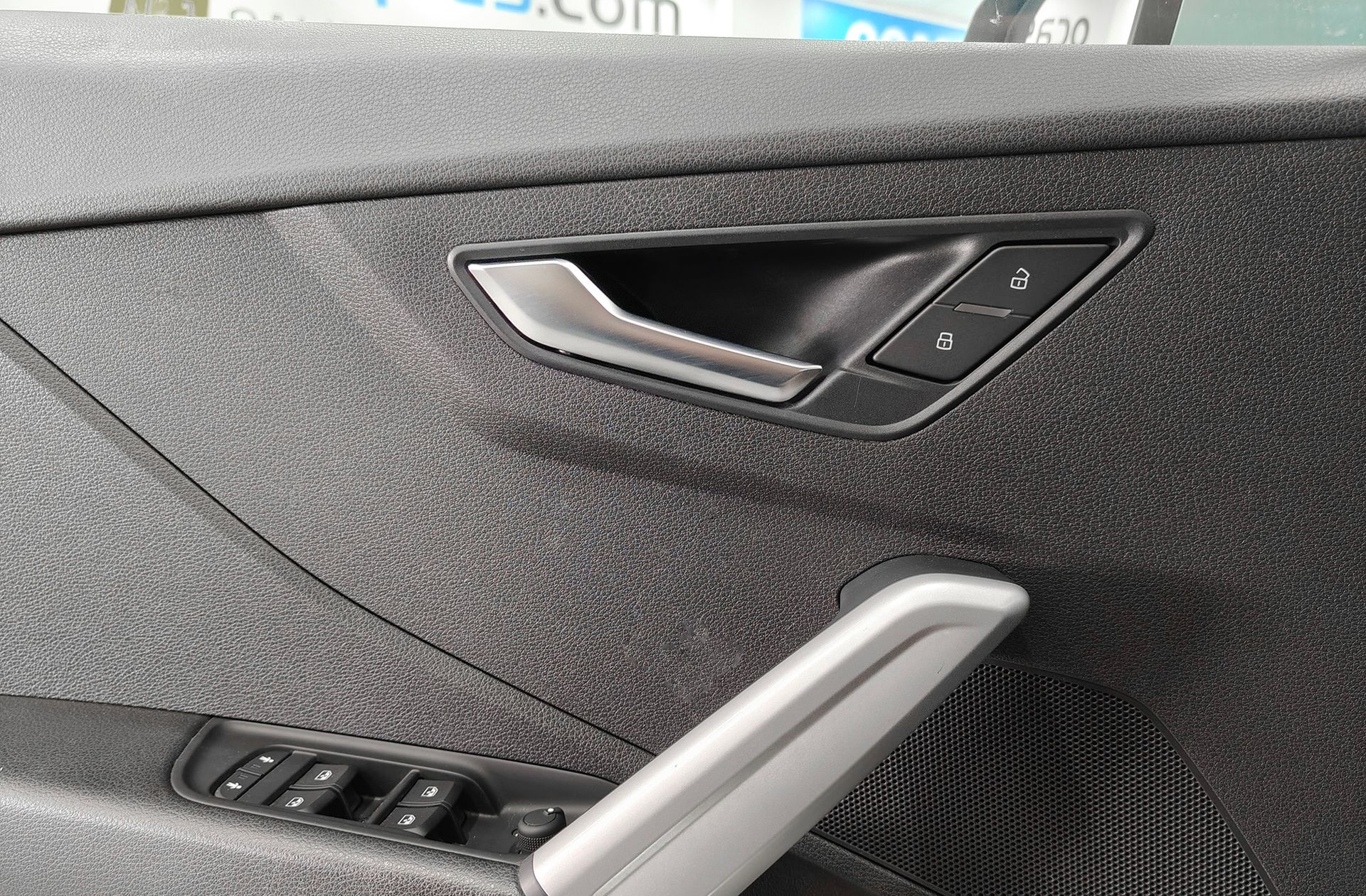 Audi Q2 Advanced 30 TFSI - foto 31