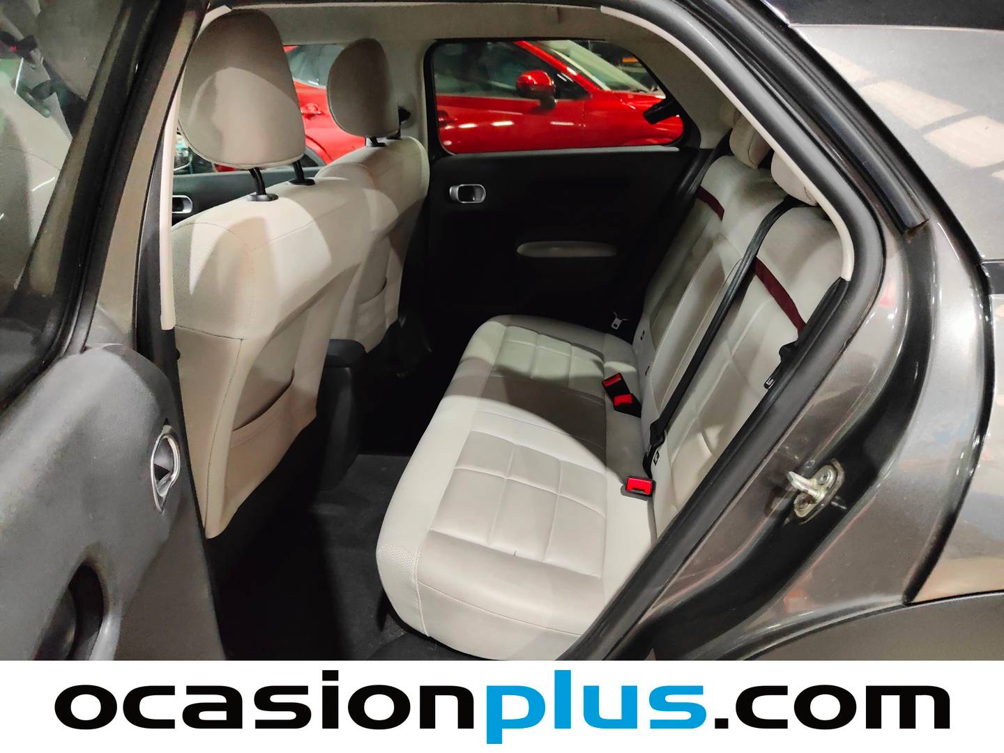 Foto Citroën C4 Cactus Citroen C4 Cactus BlueHDi 120 S&S Shine EAT6 (120 CV)