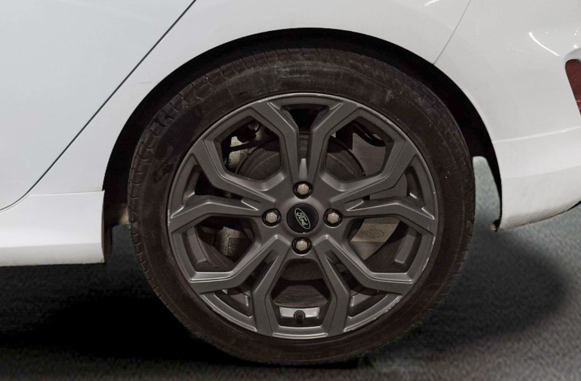 Ford Fiesta 1.0 EcoBoost MHEV ST-Line - foto 39