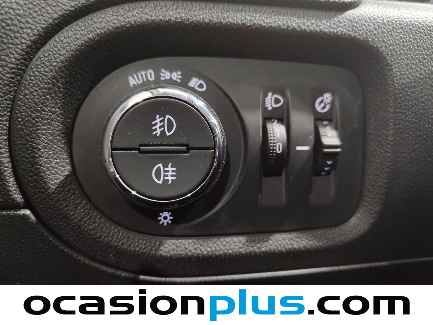 Equipamiento del Opel Grandland X Opel Grandland X 1.5 CDTi 120 Aniversario  (130 CV)