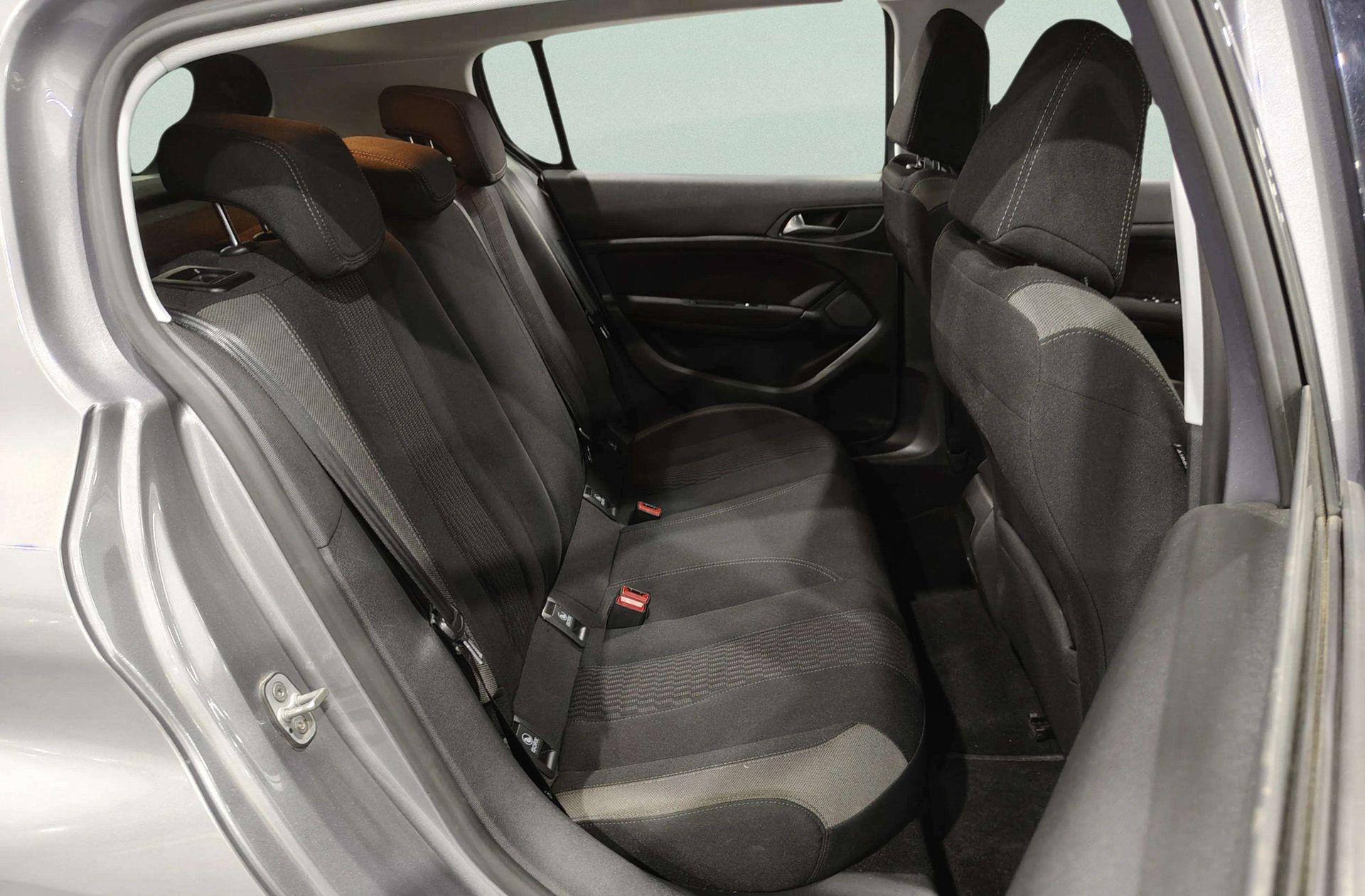 Peugeot 308 BlueHDi 100 Style - foto 17