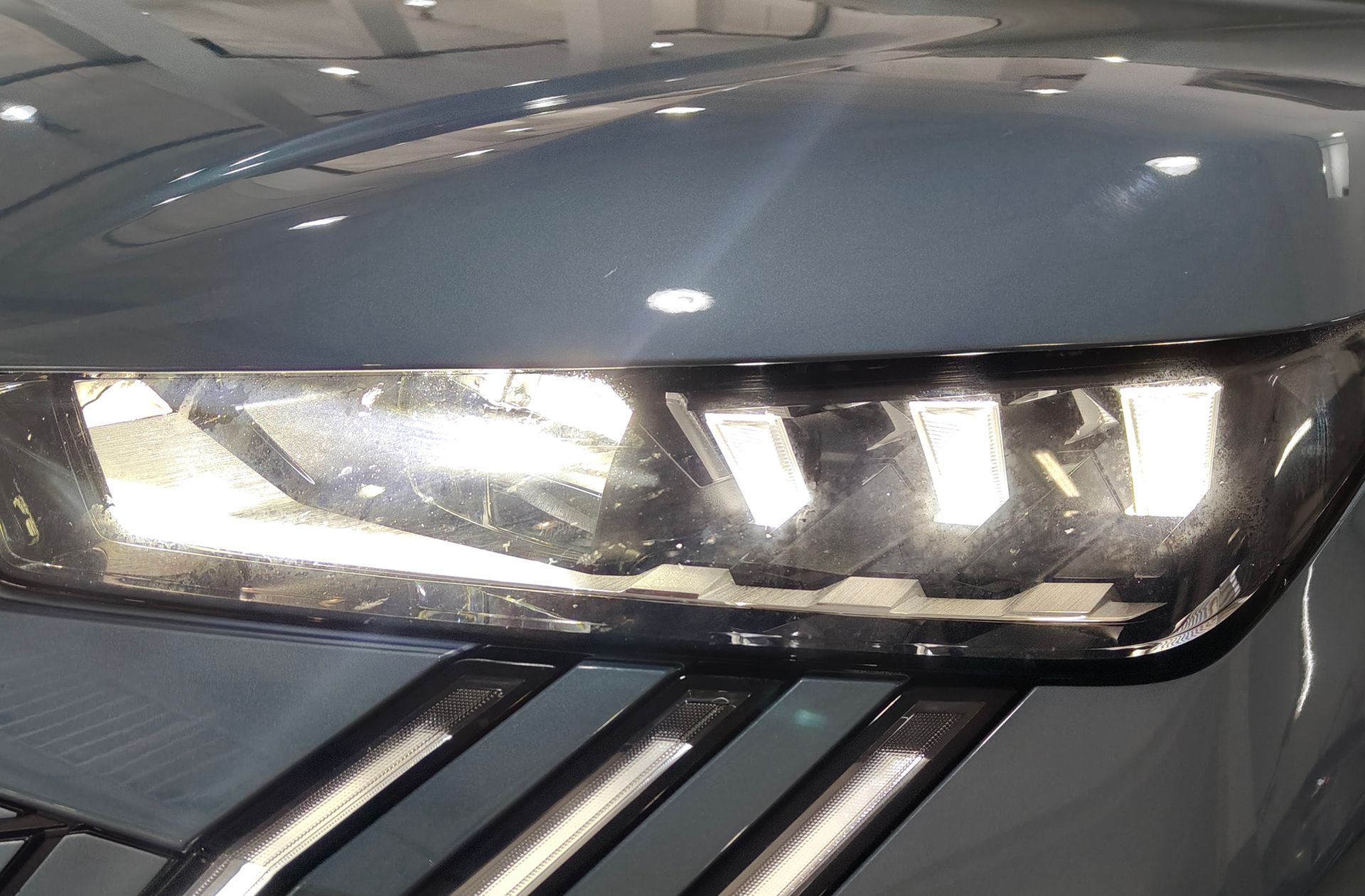 Peugeot 5008 1.2 GT eDCS6 7 plazas - foto 18