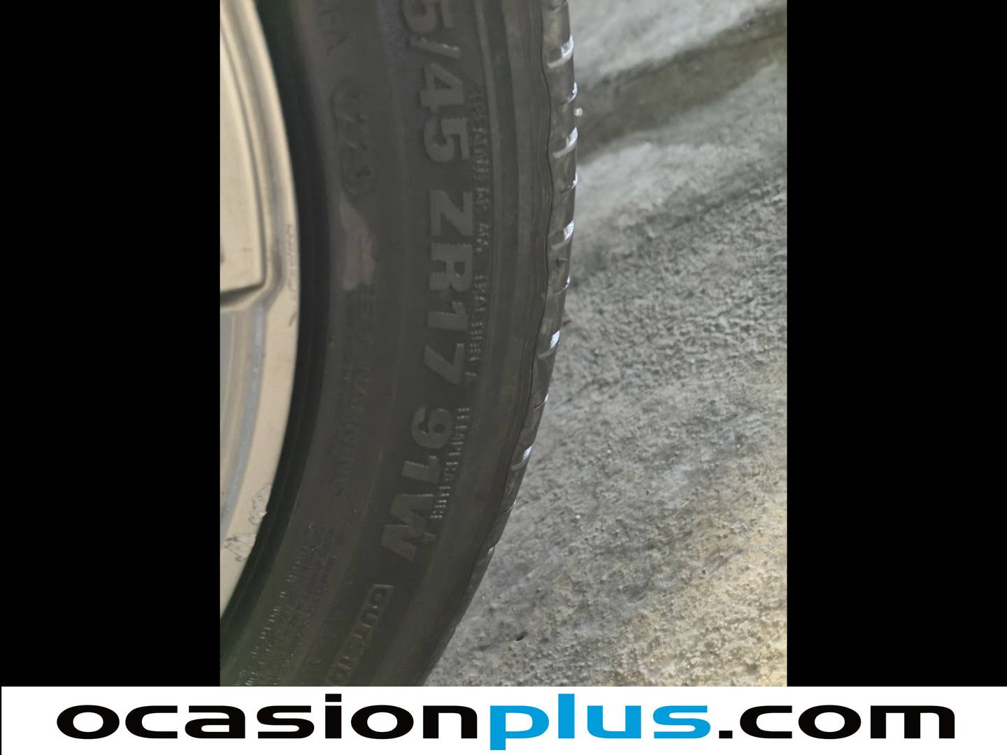 Toyota Corolla Toyota Corolla 1.8 125 Híbrido Feel! E-CVT (122 CV) de segunda mano