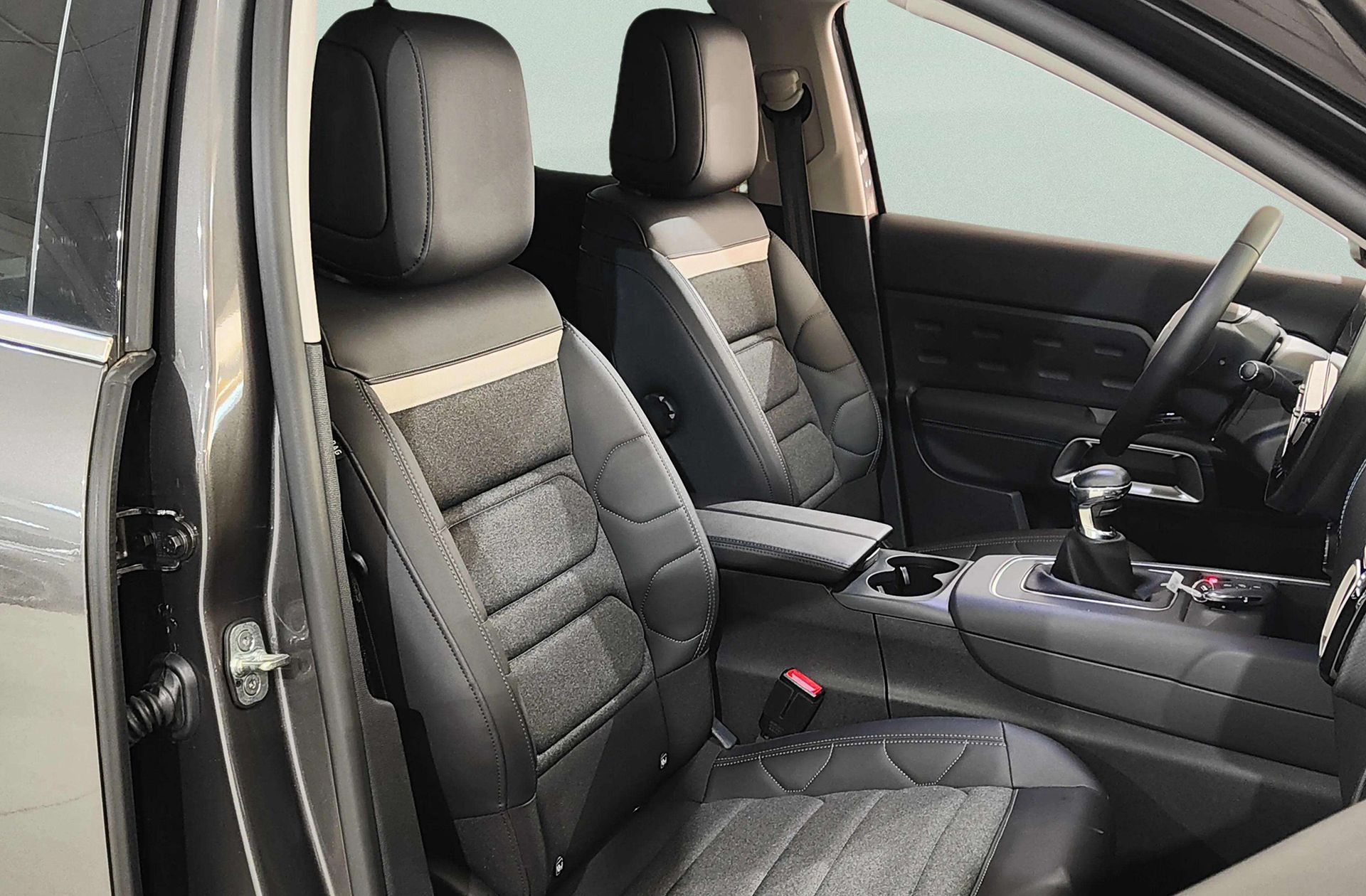 Citroën C5 Aircross PureTech 130 Plus - foto 24