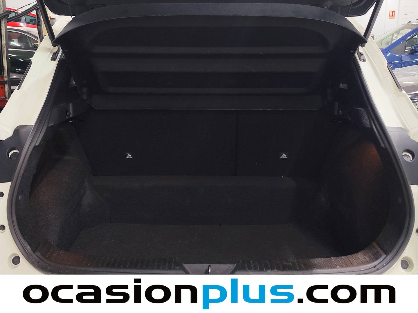 Fotos maletero Nissan QASHQAI Nissan Qashqai DIG-T 158 mHEV Acenta Xtronic (158 CV)
