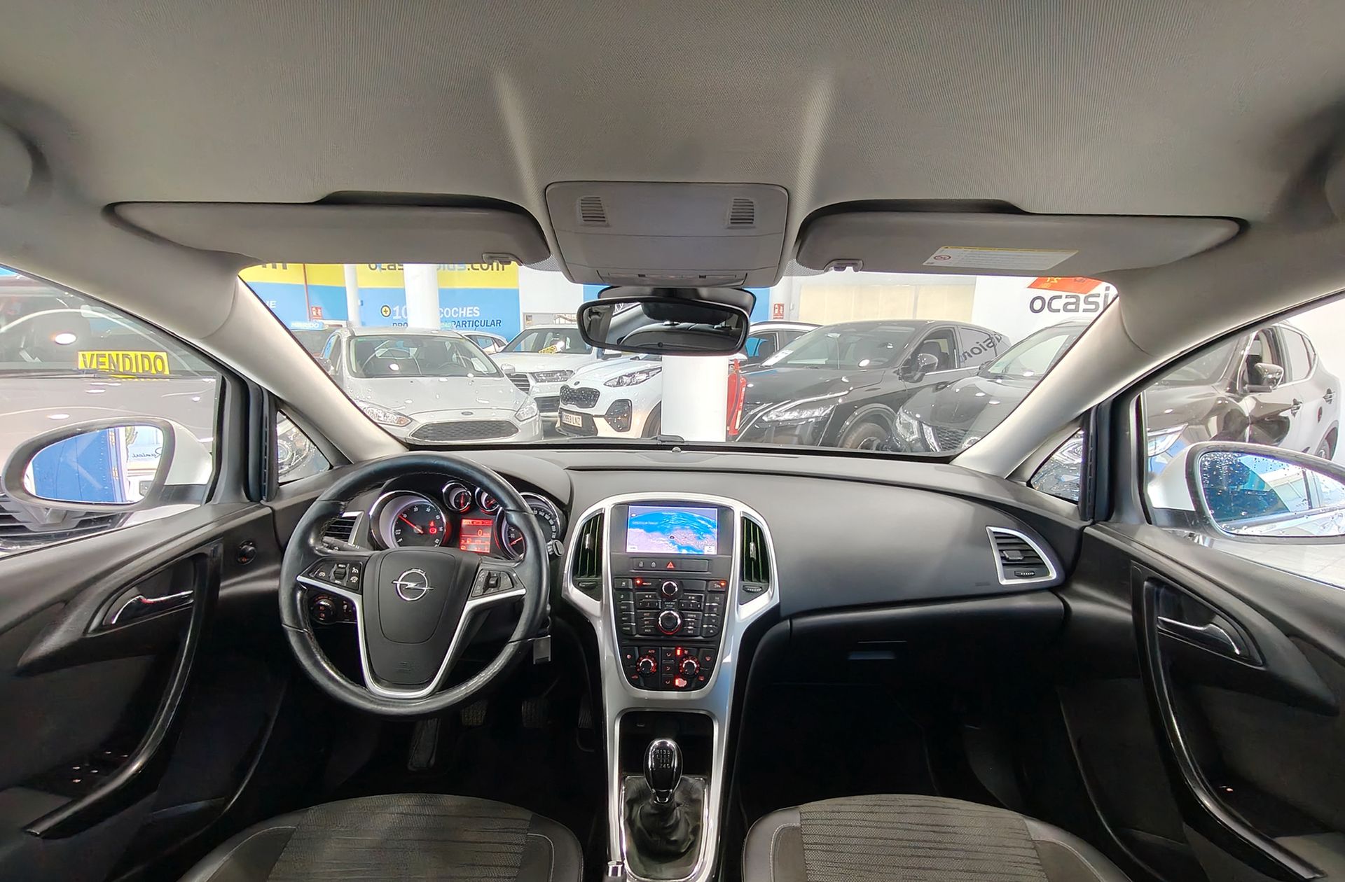 Opel Astra 2.0 CDTi Selective - foto 6