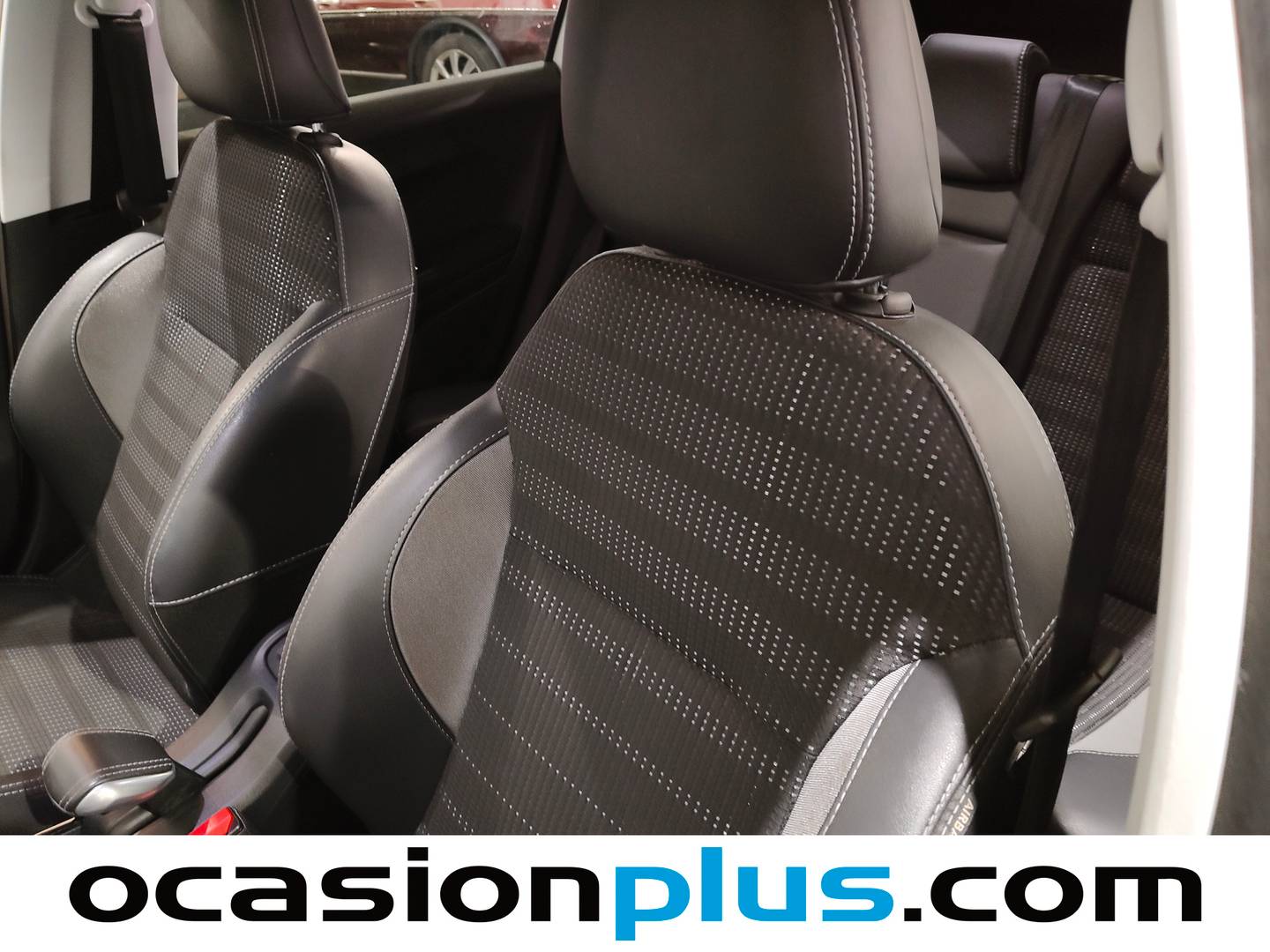 Acabados Peugeot 2008 Peugeot 2008 PureTech 130 S&S Allure (130 CV)