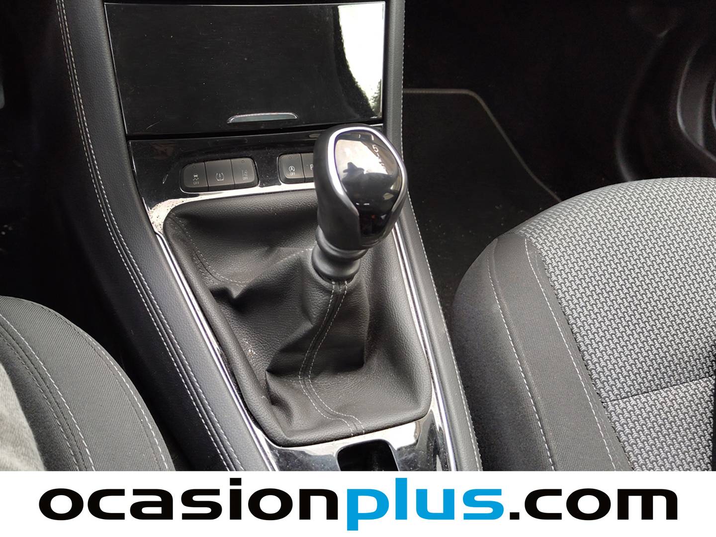 Foto Opel Grandland X Opel Grandland X 1.2 Turbo Edition (130 CV)