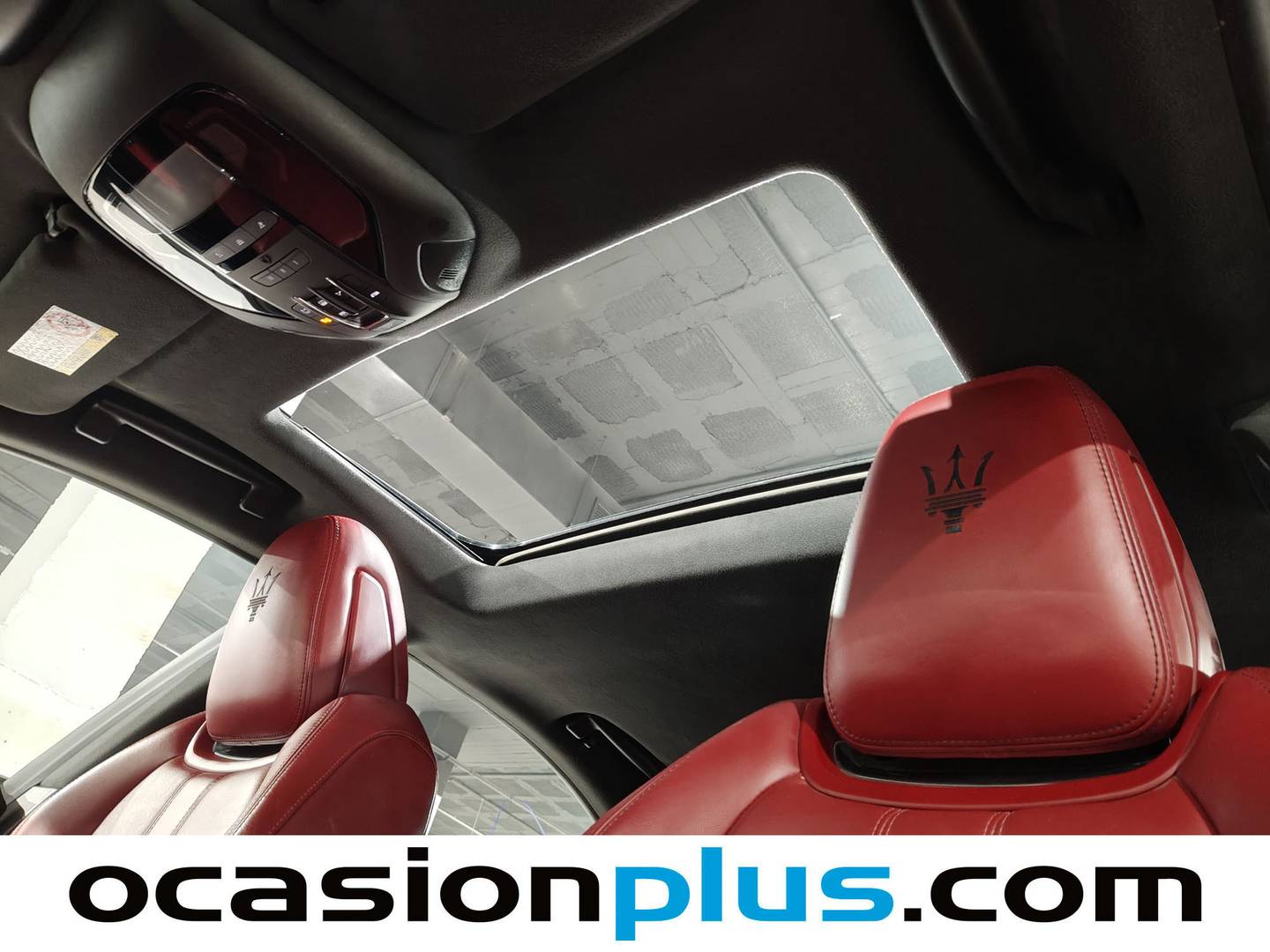 Equipamiento del Maserati Ghibli Maserati Ghibli GranSport Hybrid L4 (330 CV)