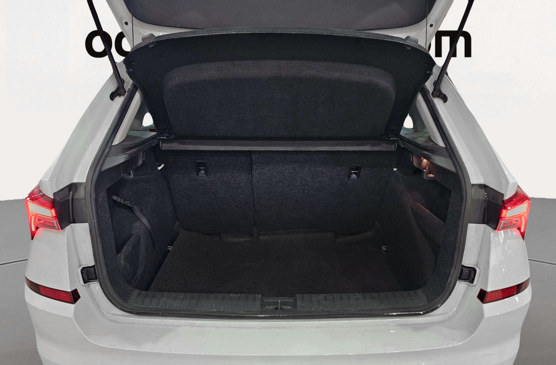 Škoda Kamiq 1.0 TSI Ambition - foto 15