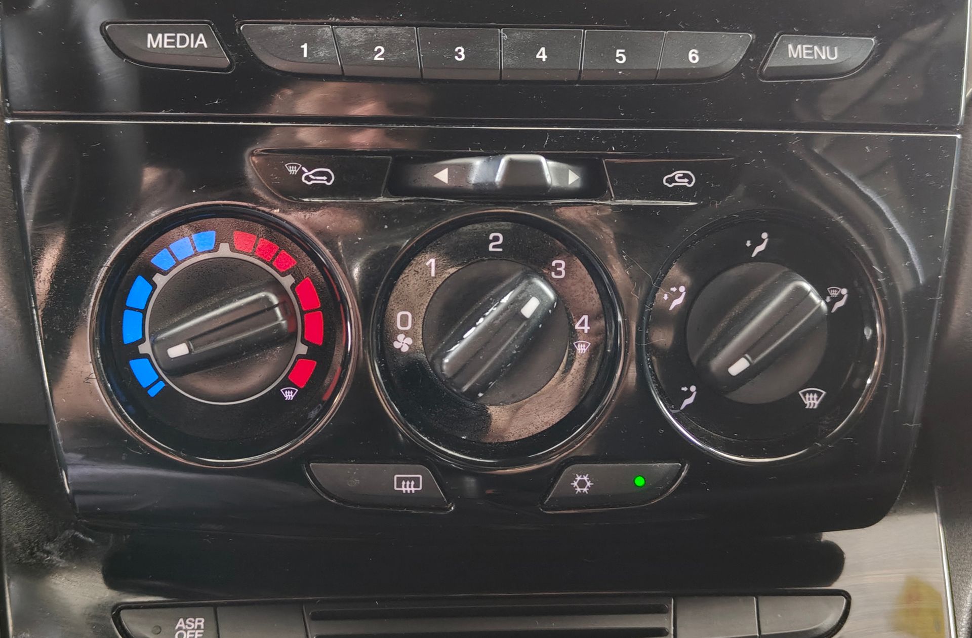 Lancia Ypsilon 1.2 Gold Evo II - foto 22