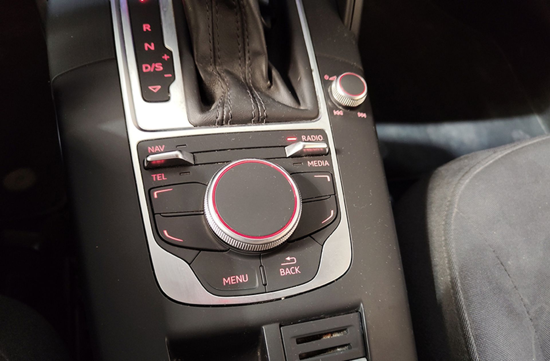 Audi A3 Sportback Attraction 1.4 TFSI S tronic - foto 31