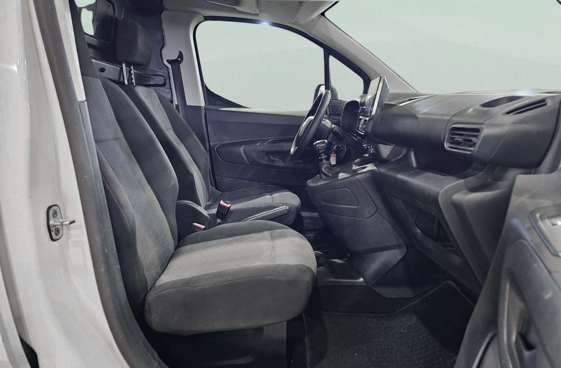 Fiat Doblò Furgón BlueHDi 1.5 L1 1000kg - foto 14