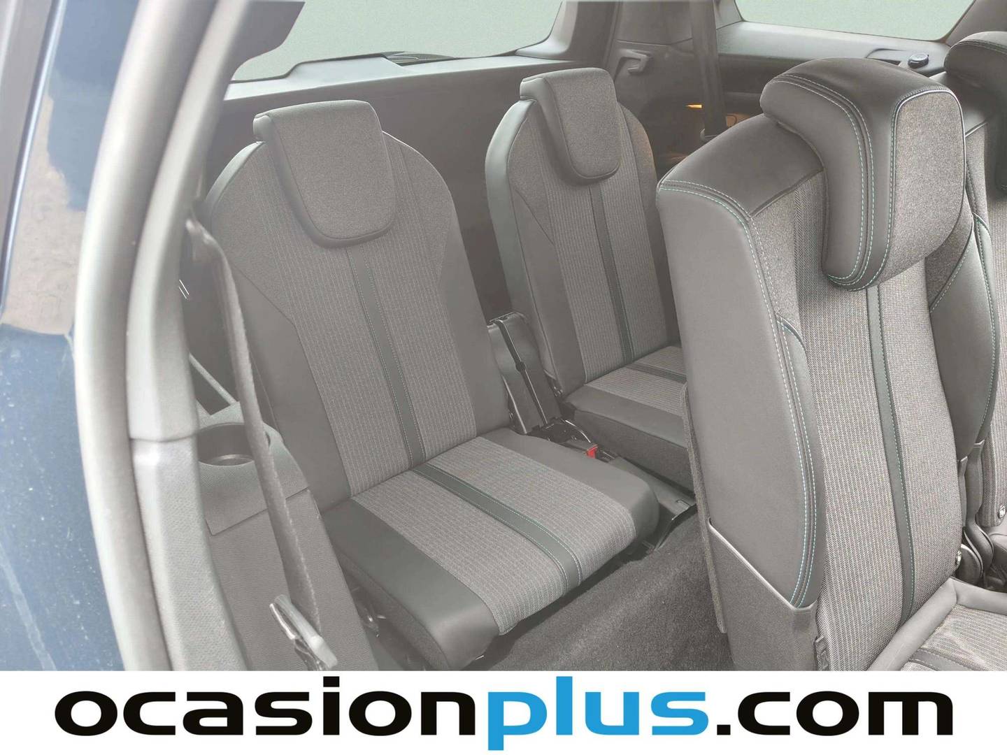 Foto Peugeot 5008 Peugeot 5008 PureTech 130 S&S Allure Pack EAT8 (130 CV) 7 Plazas