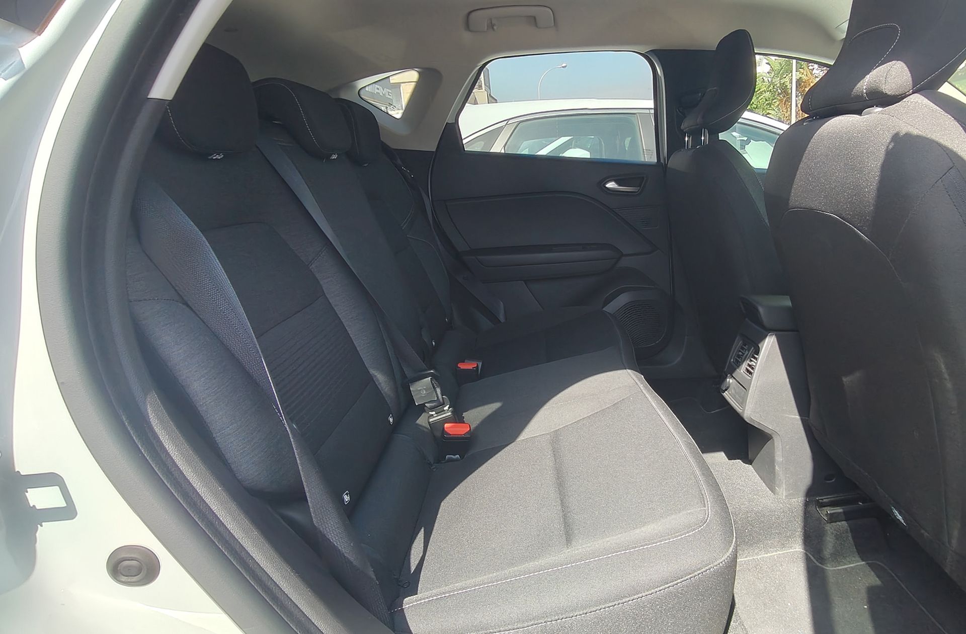 Renault Captur Zen TCe GPF - foto 14