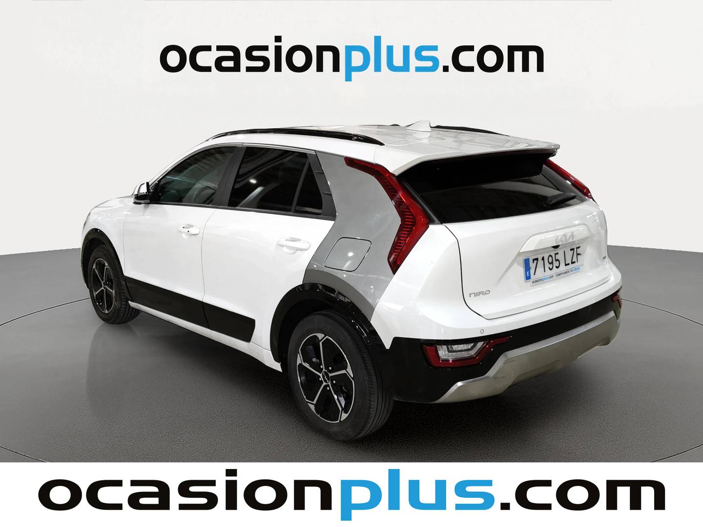 Foto trasera KIA Niro KIA Niro 1.6 GDi HEV Drive (141 CV) izquierda