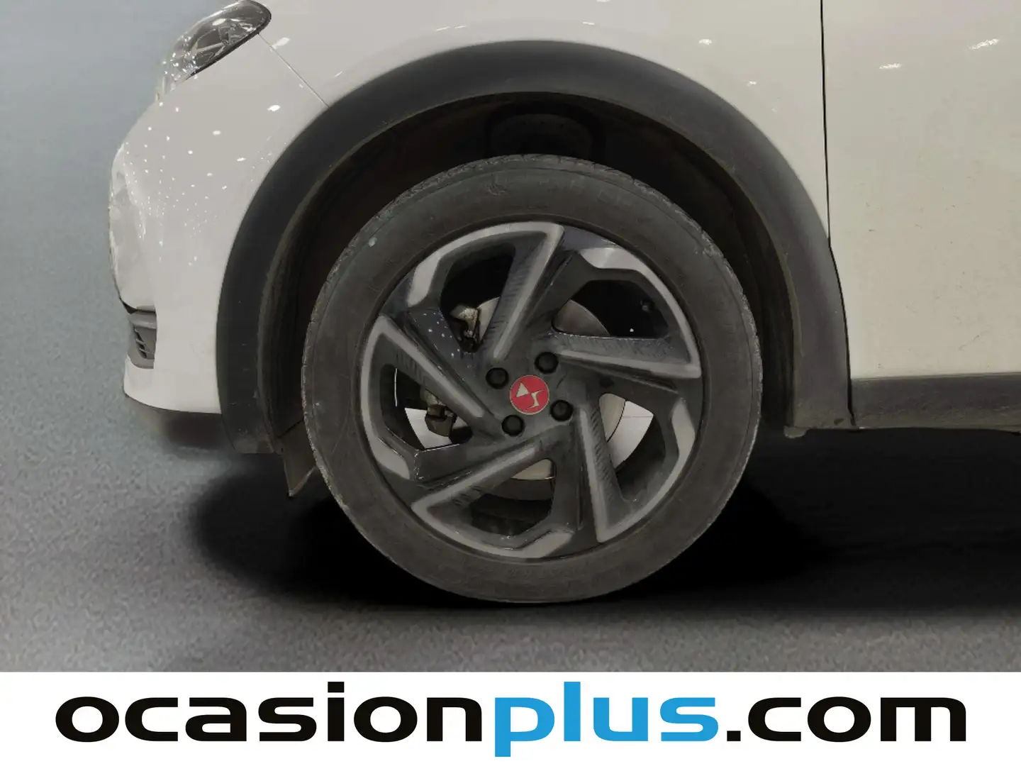 Foto DS DS 3 Crossback DS DS3 BlueHDi 130 Performance Line Auto (131 CV)